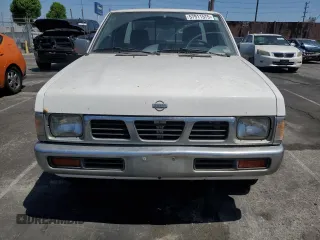 1997 Nissan Frontier XE with VIN 1N6SD16S3VC427137, listed as a Copart auction lot 57911575 with 228,542 mi miles and Clean title. Bid and sale history available at DreamBid. Image 5.