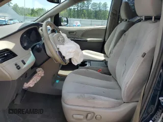 2012 Toyota Sienna LE AAS с VIN 5TDKK3DC4CS218114, выставлен на аукционе Copart как лот 56473025 с пробегом 214 865 миль миль и Списание • Salvage title. История ставок и продаж доступна на DreamBid. Изображение 7.