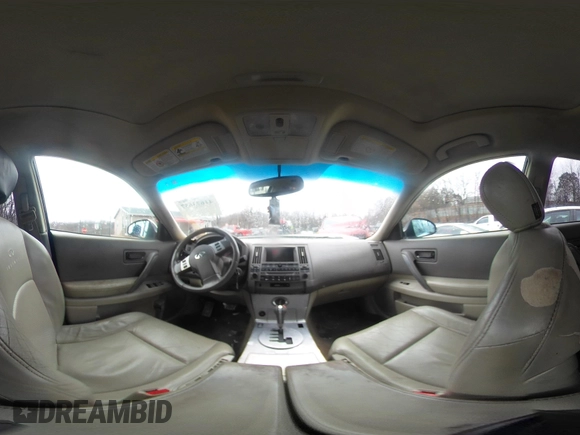 2004 Infiniti FX with VIN JNRBS08W44X402872, listed as a IAAI auction lot 41673657 with 141,060 mi miles and . Bid and sale history available at carsss.com. Image 18.