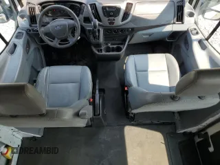 2015 Ford Transit Cargo z VIN 1FTNR2CM2FKA11665, wystawiony jako Copart lot #59688815 z przebiegiem 80 355 mil mil oraz Czysty tytuł • Clean title. Historia ofert i sprzedaży dostępna na DreamBid. Obrazek 8.