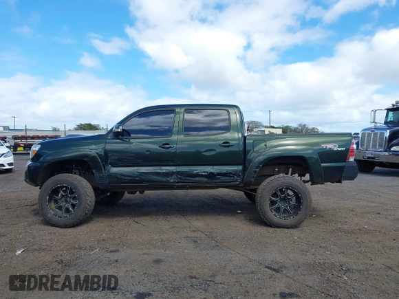2012 Toyota Tacoma z VIN 3TMLU4EN6CM091483, wystawiony jako IAAI lot #41464391 z przebiegiem 124 204 mil mil oraz . Historia ofert i sprzedaży dostępna na DreamBid. Obrazek 14.
