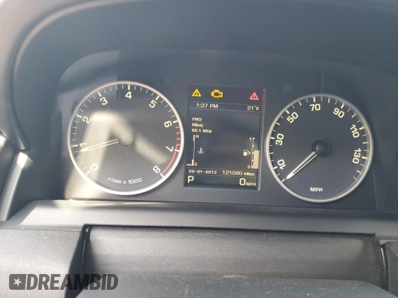 2015 Land Rover LR4 HSE with VIN SALAG2V6XFA777192, listed as a Copart auction lot 54305825 with 121,080 mi miles and Clean Title. Bid and sale history available at DreamBid. Image 9.