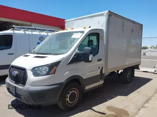 2020 Ford Transit z VIN 1FDBW5Z8XLKA32374, wystawiony jako IAAI lot #42468266 z przebiegiem 80 934 mil mil oraz . Historia ofert i sprzedaży dostępna na DreamBid. Obrazek 17.