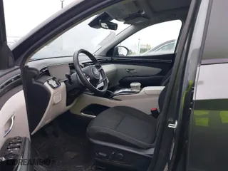 2022 Hyundai Tucson Hybrid SEL Convenience with VIN KM8JFCA11NU074986, listed as a IAAI auction lot 41740494 with 55,467 mi miles. Bid and sale history available at carsss.com. Image 5.