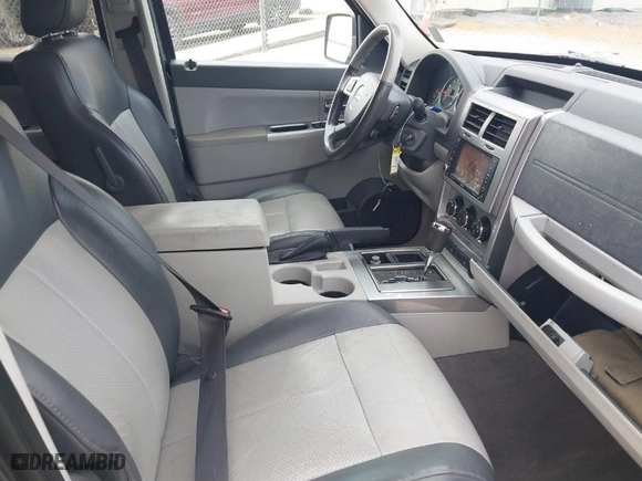 2008 Jeep Liberty Limited with VIN 1J8GP58K18W287492, listed as a IAAI auction lot 41728424 with 138,396 mi miles. Bid and sale history available at carsss.com. Image 5.