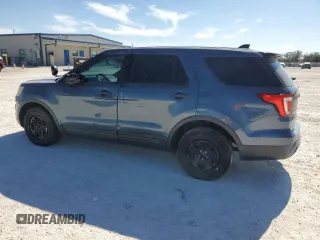 2016 Ford Utility Police Interceptor with VIN 1FM5K8AT3GGC35870, listed as a Copart auction lot 43431505 with 82,931 mi miles and Salvage Title. Bid and sale history available at carsss.com. Image 2.