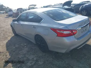 2016 Nissan Altima S with VIN 1N4AL3AP2GN356445, listed as a IAAI auction lot 41326973 with 167,413 mi miles and . Bid and sale history available at carsss.com. Image 3.