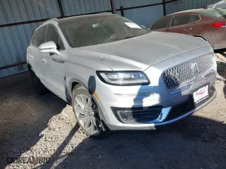 2019 Lincoln Nautilus Reserve with VIN 2LMPJ8LP2KBL65963, listed as a IAAI auction lot 41413314 with 52,012 mi miles. Bid and sale history available at carsss.com. Image 1.