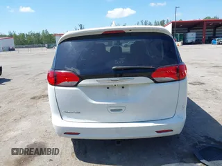 2017 Chrysler Pacifica Touring z VIN 2C4RC1DG6HR831175, wystawiony jako IAAI lot #42329800 z przebiegiem 320 507 mil mil oraz . Historia ofert i sprzedaży dostępna na DreamBid. Obrazek 17.