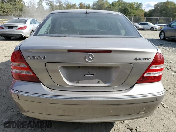 2005 Mercedes-Benz C 320 с VIN WDBRF84J15F669713, выставлен на аукционе Copart как лот 75413424 с пробегом 260 776 миль миль и Списание • Salvage title. История ставок и продаж доступна на DreamBid. Изображение 6.