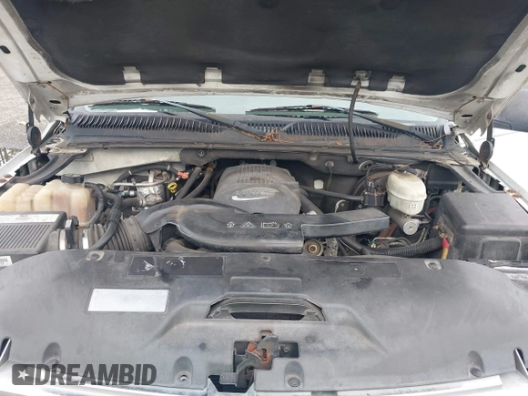 2003 Chevrolet Tahoe LS z VIN 1GNEC13Z53R173663, wystawiony jako IAAI lot #42695621 z przebiegiem 431 013 mil mil oraz . Historia ofert i sprzedaży dostępna na DreamBid. Obrazek 10.