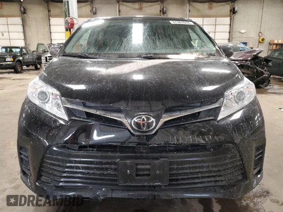 2018 Toyota Sienna LE with VIN 5TDJZ3DC7JS205622, listed as a Copart auction lot 37361044 with 50,162 mi miles and Salvage title. Bid and sale history available at DreamBid. Image 5.