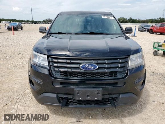 2017 Ford Police Interceptor Utility z VIN 1FM5K8AR7HGD58691, wystawiony jako Copart lot #63703675 z przebiegiem 96 858 mil mil oraz Szkoda całkowita • Salvage title. Historia ofert i sprzedaży dostępna na DreamBid. Obrazek 5.