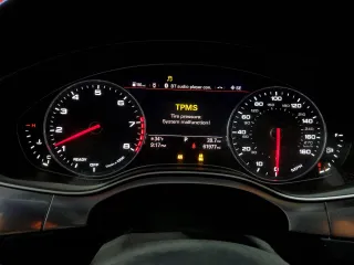 2018 Audi A6 Premium with VIN WAUF8AFC4JN112974, listed as a Copart auction lot 88779725 with 61,977 mi miles and Salvage Title. Bid and sale history available at carsss.com. Image 9.