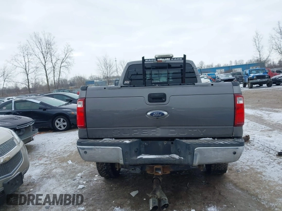 2014 Ford F-250 XLT with VIN 1FT7X2BT2EEB59870, listed as a IAAI auction lot 41355792 with 191,891 mi miles and . Bid and sale history available at DreamBid. Image 17.