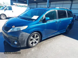 2011 Toyota Sienna SE with VIN 5TDXK3DC3BS115626, listed as a IAAI auction lot 41597769 with 252,135 mi miles. Bid and sale history available at carsss.com. Image 2.