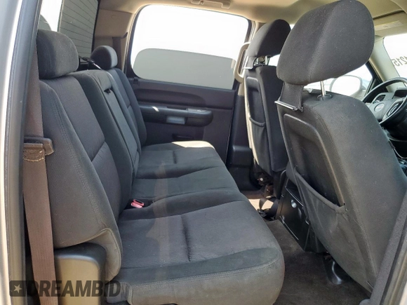 2013 GMC Sierra 1500 SLE z VIN 3GTP1VE02DG324375, wystawiony jako Copart lot #58131215 z przebiegiem 225 175 mil mil oraz Szkoda całkowita • Salvage title. Historia ofert i sprzedaży dostępna na DreamBid. Obrazek 10.