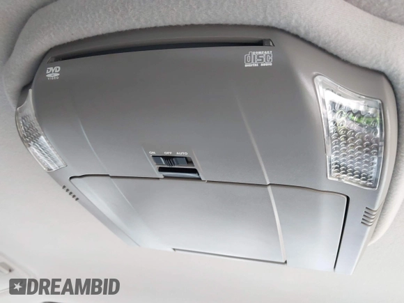 2008 Toyota Sienna XLE с VIN 5TDZK22C28S212914, выставлен на аукционе IAAI как лот 42764061 с пробегом 250 954 миль миль и . История ставок и продаж доступна на DreamBid. Изображение 14.