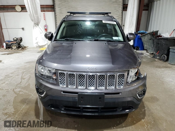 2017 Jeep Compass High Altitude with VIN 1C4NJDEB7HD177122, listed as a Copart auction lot 60293295 with 115,564 mi miles and Salvage title. Bid and sale history available at DreamBid. Image 5.