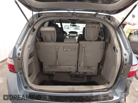 2013 Honda Odyssey EX-L with VIN 5FNRL5H67DB015512, listed as a IAAI auction lot 41758695 with 193,356 mi miles and . Bid and sale history available at carsss.com. Image 18.