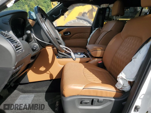 2024 Infiniti QX80 SENSORY with VIN JN8AZ2BC4R9501435, listed as a Copart auction lot 73679564 with 2,471 mi miles and Salvage Title. Bid and sale history available at carsss.com. Image 7.