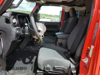 2024 Jeep Gladiator Rubicon z VIN 1C6JJTBG7RL105165, wystawiony jako Copart lot #57459125 z przebiegiem 2 092 mil mil oraz Szkoda całkowita • Salvage title. Historia ofert i sprzedaży dostępna na DreamBid. Obrazek 7.