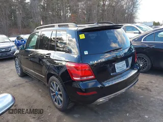2015 Mercedes-Benz GLK with VIN WDCGG8JB2FG424783, listed as a IAAI auction lot 41752844 with 110,075 mi miles. Bid and sale history available at carsss.com. Image 3.