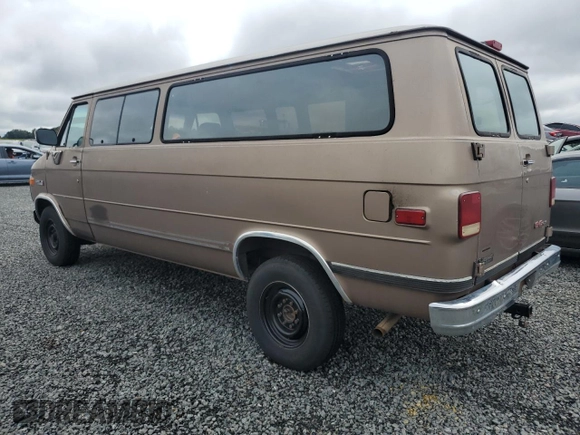 1995 GMC Rally z VIN 1GJGG39K6SF525508, wystawiony jako Copart lot #74144674 z przebiegiem Nie podano mil oraz Szkody całkowita. Historia ofert i sprzedaży dostępna na DreamBid. Obrazek 2.