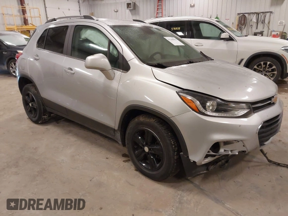 2019 Chevrolet Trax LT with VIN 3GNCJLSB3KL280097, listed as a IAAI auction lot 41286963 with Not Provided miles and . Bid and sale history available at carsss.com. Image 1.