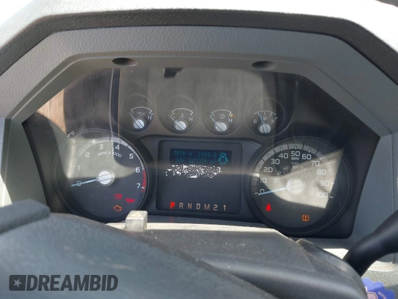 2013 Ford Super Duty F-250 SRW XL with VIN 1FDBF2B63DEA18579, listed as a IAAI auction lot 42136145 with 221,134 mi miles. Bid and sale history available at carsss.com. Image 7.