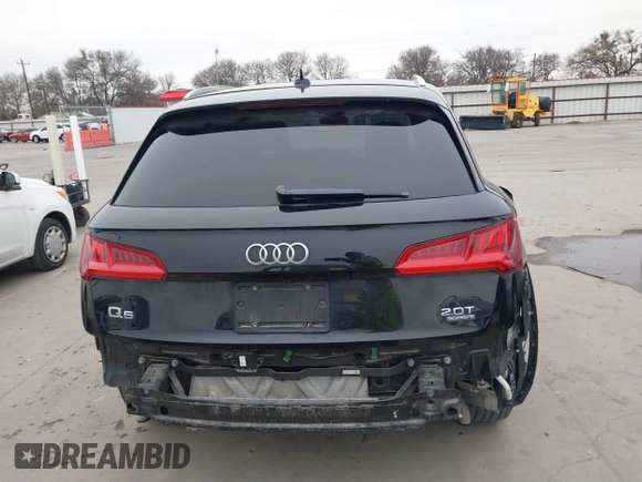 2018 Audi Q5 Premium with VIN WA1ANAFY1J2141197, listed as a IAAI auction lot 41427699 with 85,263 mi miles. Bid and sale history available at carsss.com. Image 17.