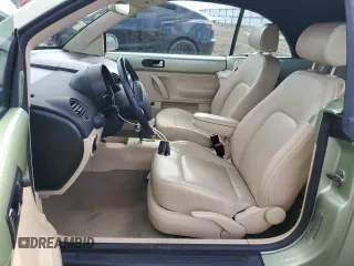 2009 Volkswagen Beetle S с VIN 3VWRF31Y19M402077, выставлен на аукционе Copart как лот 50770415 с пробегом 59 674 миль миль и Списание • Salvage title. История ставок и продаж доступна на DreamBid. Изображение 7.