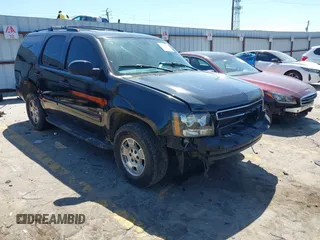 2008 Chevrolet Tahoe 2LT with VIN 1GNFC13008R125498, listed as a IAAI auction lot 42054198 with Not provided miles and . Bid and sale history available at DreamBid. Image 1.