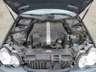 2005 Mercedes-Benz C 240 z VIN WDBRF61J75A775542, wystawiony jako Copart lot #52990205 z przebiegiem 79 815 mil mil oraz Szkoda całkowita • Salvage title. Historia ofert i sprzedaży dostępna na DreamBid. Obrazek 11.
