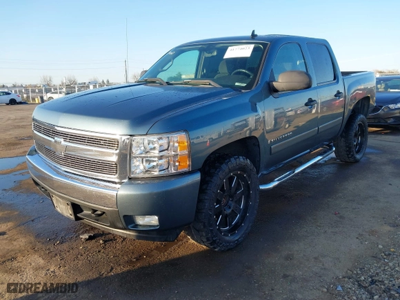 2008 Chevrolet Silverado 1500 LTZ with VIN 3GCEK13M08G177952, listed as a IAAI auction lot 41774023 with 119,807 mi miles. Bid and sale history available at carsss.com. Image 17.