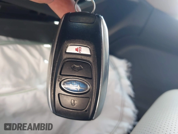 2020 Subaru Outback Limited with VIN 4S4BTANC6L3178096, listed as a IAAI auction lot 42530913 with 39,358 mi miles and . Bid and sale history available at DreamBid. Image 11.