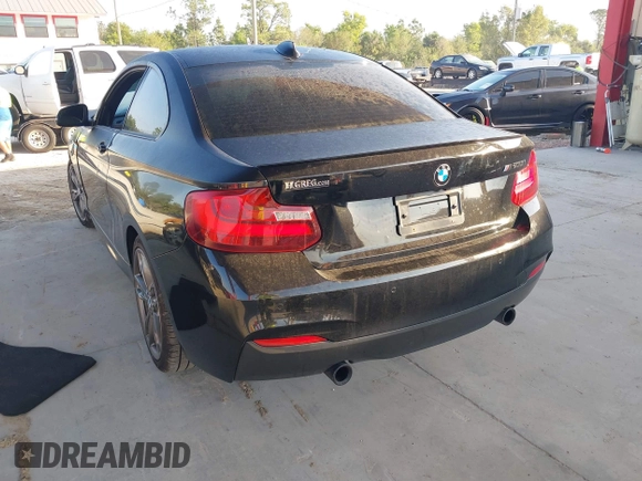2016 BMW 2 Series M235i with VIN WBA1J7C55GV360926, listed as a IAAI auction lot 41482584 with 60,172 mi miles. Bid and sale history available at carsss.com. Image 3.