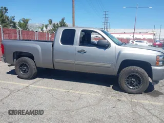 2009 Chevrolet Silverado 1500 with VIN 2GCEC290691114694, listed as a IAAI auction lot 41857504 with 188,705 mi miles and . Bid and sale history available at DreamBid. Image 13.
