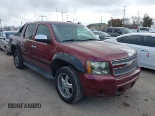 2008 Chevrolet Avalanche LTZ z VIN 3GNEC12088G261617, wystawiony jako IAAI lot #41499963 z przebiegiem 163 914 mil mil oraz . Historia ofert i sprzedaży dostępna na DreamBid. Obrazek 1.