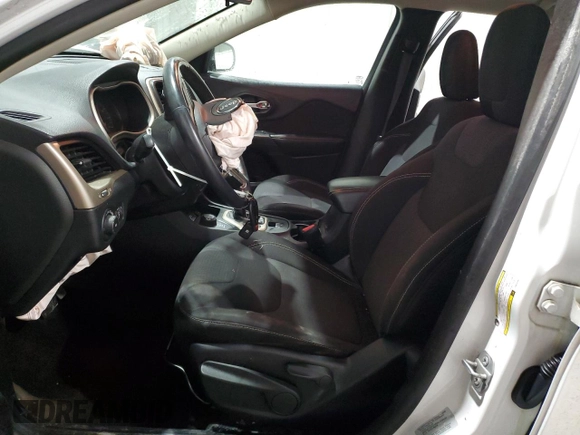 2015 Jeep Cherokee Latitude with VIN 1C4PJMCB8FW515186, listed as a Copart auction lot 44016125 with 165,357 mi miles and Non Repairable. Bid and sale history available at carsss.com. Image 7.
