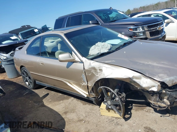1994 Honda Accord EX with VIN 1HGCD715XRA013027, listed as a IAAI auction lot 41783969 with 255,233 mi miles and . Bid and sale history available at carsss.com. Image 12.