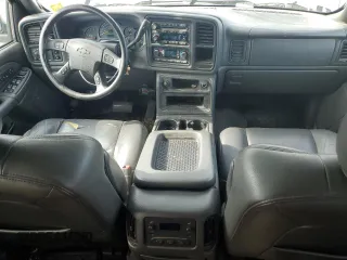 2004 Chevrolet Avalanche Z71 with VIN 3GNEK12T14G243631, listed as a Copart auction lot 67599194 with 142,422 mi miles and Clean Title. Bid and sale history available at carsss.com. Image 8.