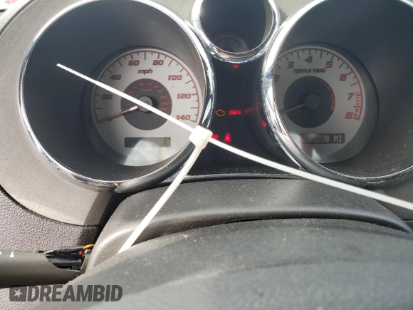 2006 Pontiac Solstice z VIN 1G2MB33B96Y101269, wystawiony jako Copart lot #70323934 z przebiegiem 85 038 mil mil oraz Szkoda całkowita • Salvage title. Historia ofert i sprzedaży dostępna na DreamBid. Obrazek 9.