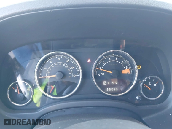 2016 Jeep Compass Latitude with VIN 1C4NJDEB1GD662807, listed as a IAAI auction lot 41161996 with 128,030 mi miles. Bid and sale history available at carsss.com. Image 7.