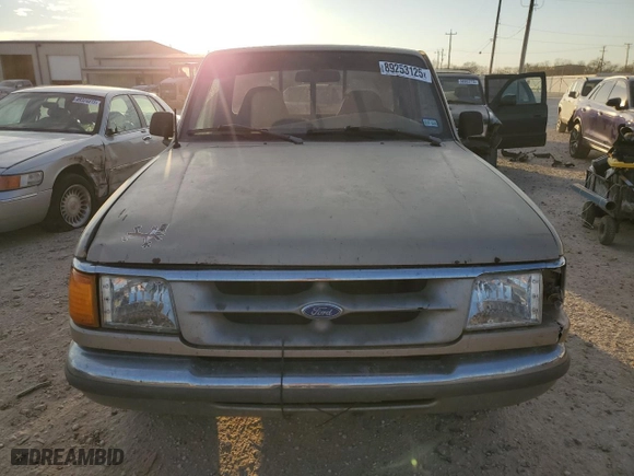 1995 Ford Ranger Splash with VIN 1FTCR10AXSUA06496, listed as a Copart auction lot 89253125 with 301,366 mi miles and Salvage Title. Bid and sale history available at carsss.com. Image 5.