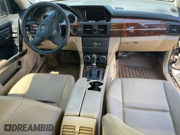 2010 Mercedes-Benz GLK 350 with VIN WDCGG8HB1AF327305, listed as a Copart auction lot 55882335 with 119,963 mi miles and Clean Title. Bid and sale history available at DreamBid. Image 9.