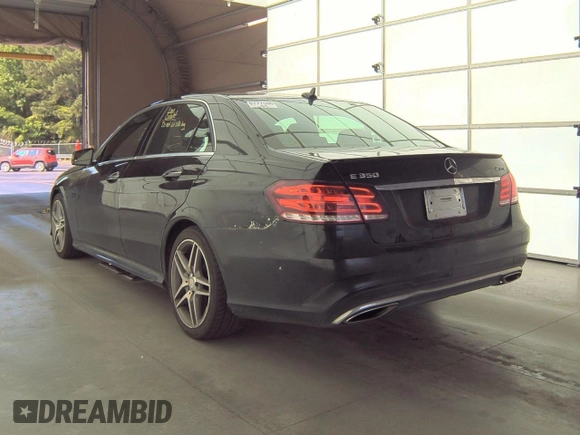 2015 Mercedes-Benz E 350 Luxury with VIN WDDHF8JB1FB093744, listed as a Copart auction lot 61696595 with 234,699 mi miles and Clean title. Bid and sale history available at DreamBid. Image 3.