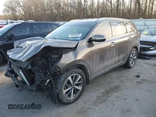 2019 Kia Sorento EX V6 with VIN 5XYPH4A57KG554822, listed as a Copart auction lot 88598805 with 82,380 mi miles and Salvage Title. Bid and sale history available at carsss.com. Image 1.