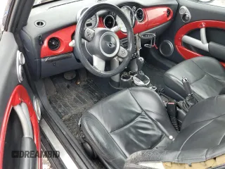 2005 MINI Convertible with VIN WMWRF33575TG12426, listed as a Copart auction lot 44856745 with Not provided miles and Clean title. Bid and sale history available at DreamBid. Image 8.