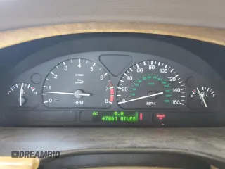 2000 Jaguar S-Type V8 z VIN SAJDA01D7YGL39410, wystawiony jako Copart lot #56814185 z przebiegiem 47 861 mil mil oraz Szkody całkowita. Historia ofert i sprzedaży dostępna na DreamBid. Obrazek 9.
